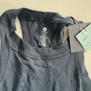Senita Athletics Bella Ribbed Tank Size L/XL